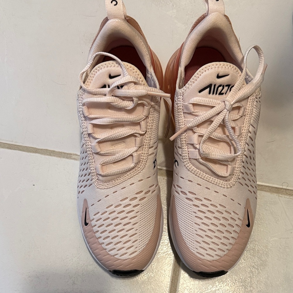 Nike Women's Air Max 270 Light Pink Sneakers